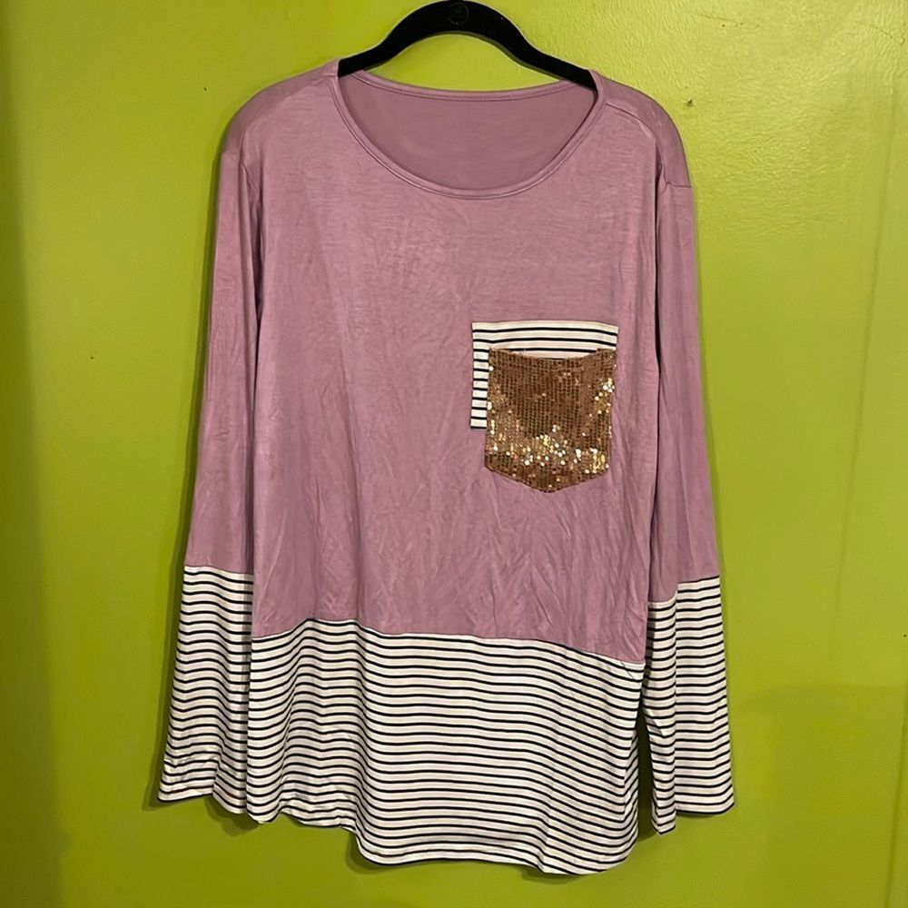 NWOT Unknown Brand Multicolor Top With Contrasting Stripes & Sequin Pocket XL